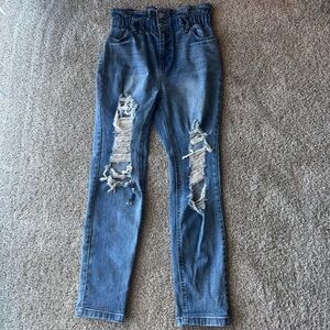 Elastic Waistband Ripped Baggy Jeans